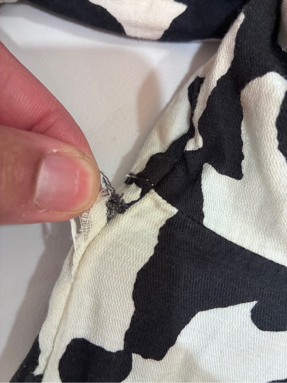 Ava & Viv Black and White Abstract Print Dress - Picture 6 of 9